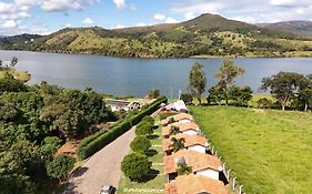 Pousada Vila do Lago - Vista Incrível, Café da Manhã e Passeio de Caiaque